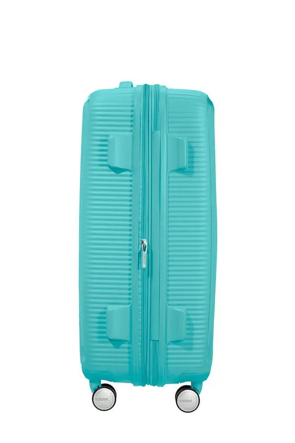 American Tourister Soundbox 67cm Medium Spinner-Expandable | Poolside Blue