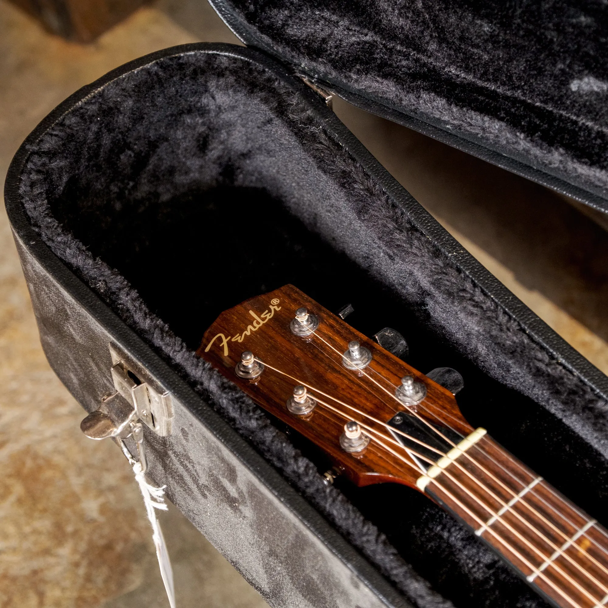 Fender FR-50 Resonator With HSC - Used